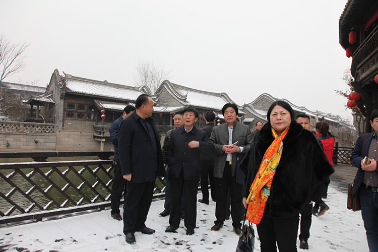 王树强带领部分民建市政协委员参观考察启封故园